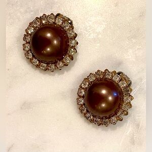 Vintage brown earrings with an edge of rhinestones